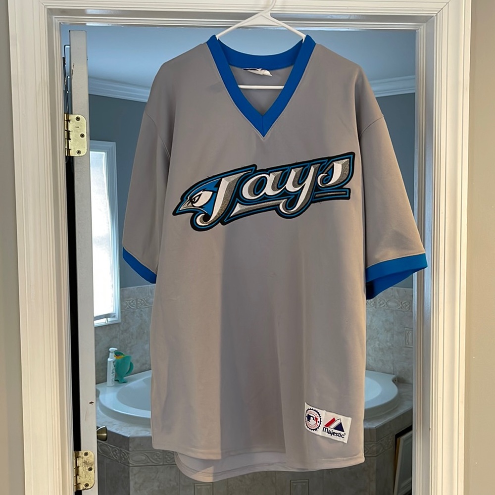 Throwback Carlos Delgado jersey. Toronto Blue Jays. Size: XL